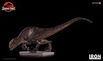 Jurassic-Park---Velociraptor-Crouching----Art-Scale-1-10